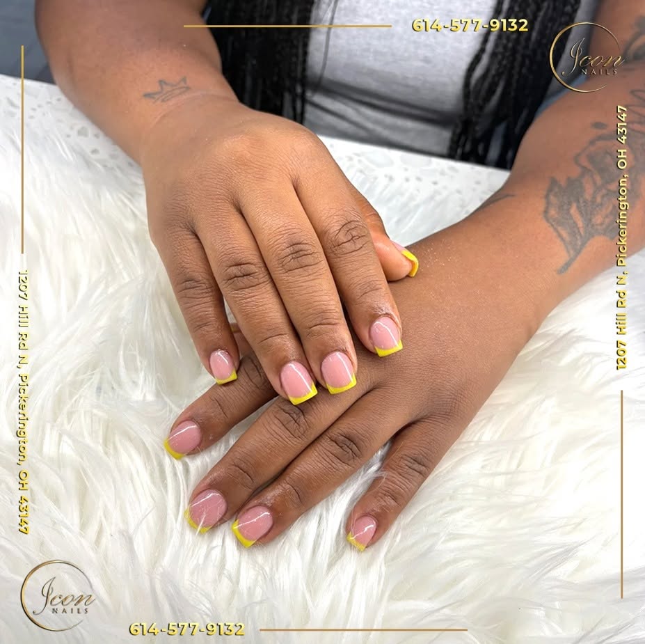 BIAB vs Acrylic Nails: Which Is Best for Your Hands in 2026?